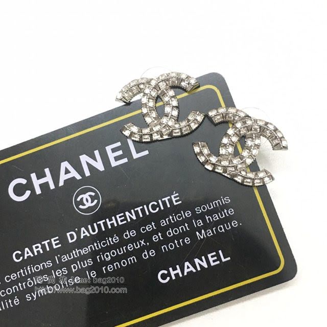 chanel耳環 小香經典耳環熱銷款 滿鑽雙C邊緣鑲珠 香奈兒鏈條吊珠耳環  gzsc1470